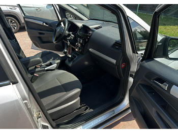 Легковий автомобіль Opel Zafira B Opel Zafira do przewozu osób Niepełnosprawnych inwalida rampa: фото 4