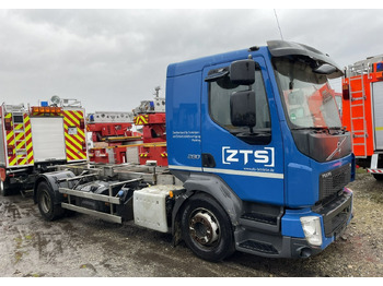 Вантажівка шасі VOLVO FL