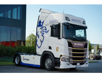 Тягач SCANIA R 450