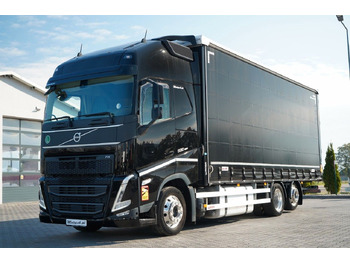 Тентована вантажівка VOLVO FH 500