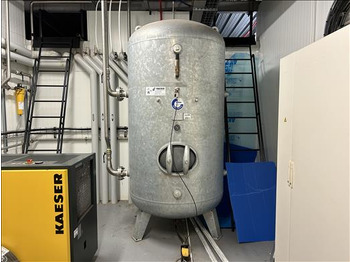 : фото в шапці сторінки