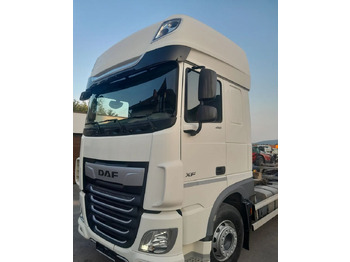 Вантажівка шасі DAF XF 106 450