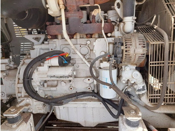 Стаціонарний бетононасос Utranazz SCH60C: фото 4 Стаціонарний бетононасос Utranazz SCH60C: фото 4