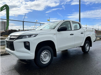Пікап MITSUBISHI L200