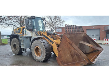 Колісний навантажувач LIEBHERR