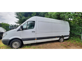 Суцільнометалевий фургон MERCEDES-BENZ Sprinter 313