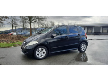 Легковий автомобіль MERCEDES-BENZ