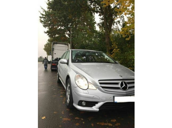 Легковий автомобіль MERCEDES-BENZ