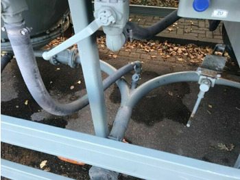 Напівпричіп цистерна для сипучих вантажів Для транспортування цементу SPITZER SF 2734/2P Zement/Silo German Fahrzeug: фото 5