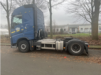 Тягач VOLVO FH 460