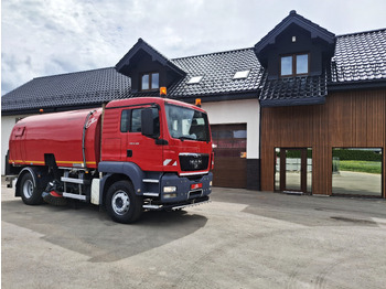 Підмітально-прибиральна машина BUCHER