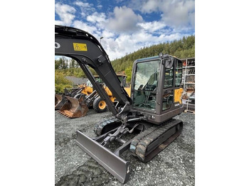 Міні-екскаватор Volvo EC 60 E: фото 2 Міні-екскаватор Volvo EC 60 E: фото 2