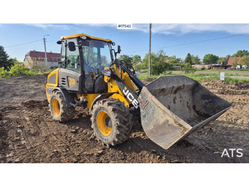 Колісний навантажувач JCB 407