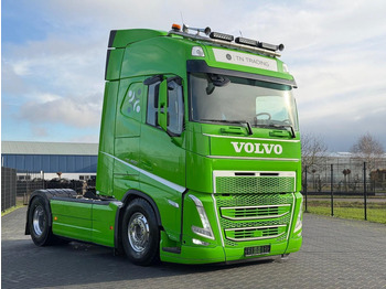 Тягач VOLVO FH13 460