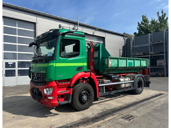 Гаковий мультиліфт вантажівка MERCEDES-BENZ Arocs 1836