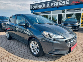 Легковий автомобіль OPEL