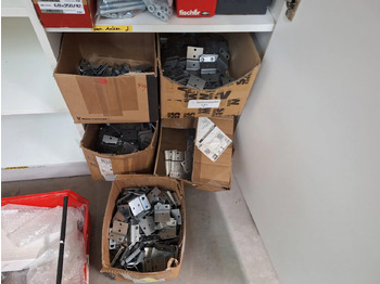 Обладнання для гаражів/ Майстерень