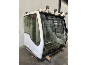 Кабіна й інтер'єр LIEBHERR