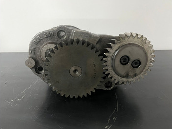 Масляний насос LIEBHERR