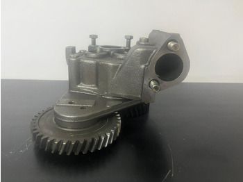 Масляний насос LIEBHERR