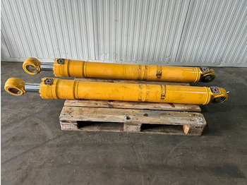 Гідроциліндр LIEBHERR