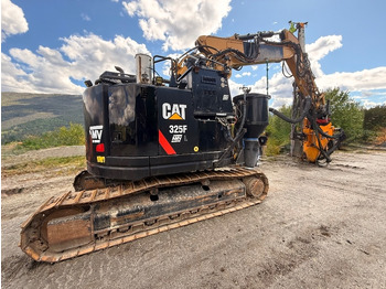 Екскаватор CATERPILLAR 325FL