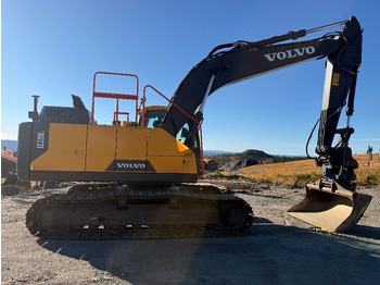 Гусеничний екскаватор VOLVO EC220EL