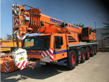 Всюдихідний кран DEMAG