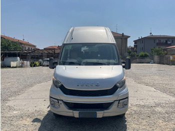 Мікроавтобус IVECO Daily