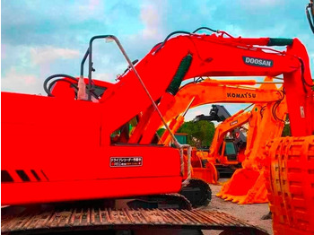 Гусеничний екскаватор Doosan DX 225 LC: фото 3