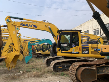 Гусеничний екскаватор KOMATSU PC200-8