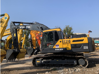 Колісний екскаватор VOLVO EC210D