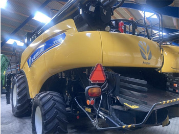 Зернозбиральний комбайн New Holland CR.9.90 SLH: фото 4 Зернозбиральний комбайн New Holland CR.9.90 SLH: фото 4