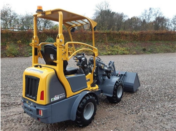 Компактний фронтальний навантажувач Eurotrac W11 med lav tårn: фото 4