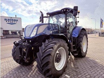 Трактор NEW HOLLAND T7.270