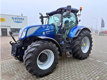 Трактор NEW HOLLAND T7.270