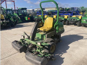 Газонокосарка JOHN DEERE