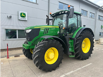 Трактор JOHN DEERE 6215R