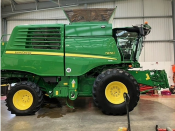 Зернозбиральний комбайн JOHN DEERE T670