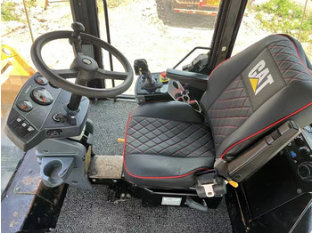 Caterpillar CB564D Double Drum Road Roller 7 Ton Weight With Core Components Engine and Bearing Essential Road Machinery в лізинг Caterpillar CB564D Double Drum Road Roller 7 Ton Weight With Core Components Engine and Bearing Essential Road Machinery: фото 5 Caterpillar CB564D Double Drum Road Roller 7 Ton Weight With Core Components Engine and Bearing Essential Road Machinery в лізинг Caterpillar CB564D Double Drum Road Roller 7 Ton Weight With Core Components Engine and Bearing Essential Road Machinery: фото 5