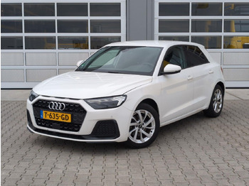 Хетчбек AUDI