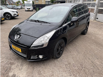 Легковий автомобіль PEUGEOT