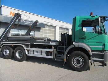 Скіповий навантажувач вантажівка Mercedes-Benz AXOR 2533L Absetzkipper gel. NLA: фото 4