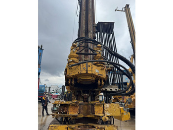 Бурова установка CASAGRANDE