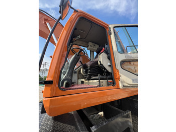 Колісний екскаватор DOOSAN DX210: фото 3 Колісний екскаватор DOOSAN DX210: фото 3