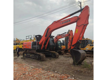Гусеничний екскаватор HITACHI ZX240