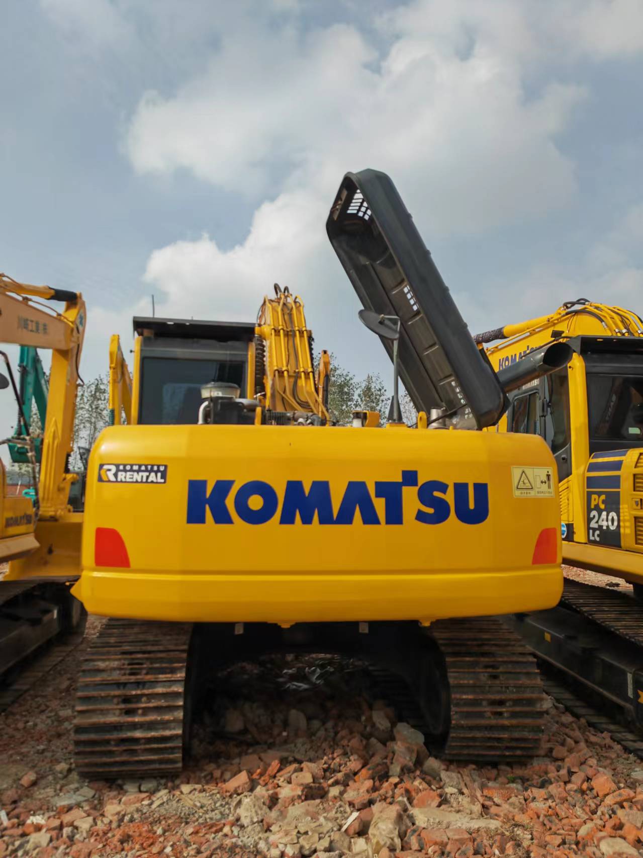 Гусеничний екскаватор KOMATSU PC200: фото 5