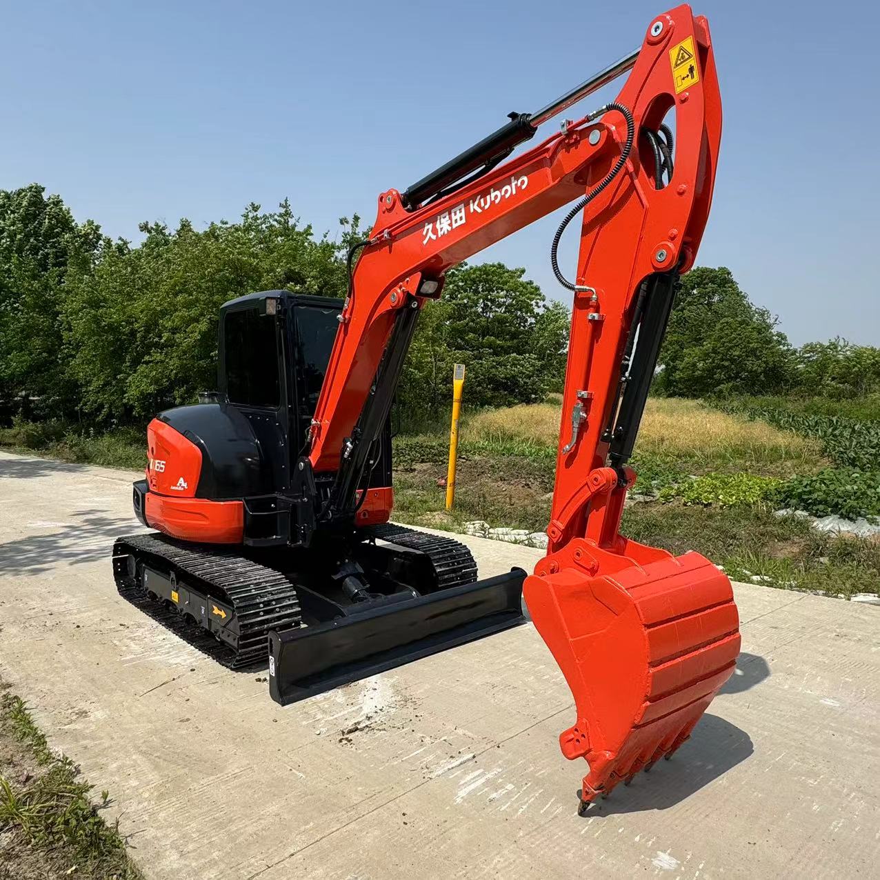 Міні-екскаватор KUBOTA