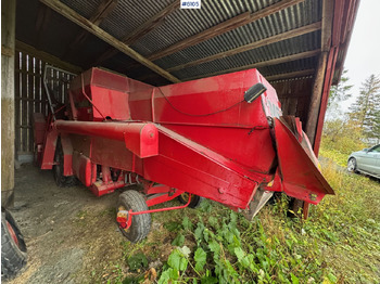 Зернозбиральний комбайн 1987 Massey Ferguson 16: фото 2 Зернозбиральний комбайн 1987 Massey Ferguson 16: фото 2