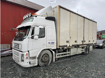 Вантажівка з закритим кузовом VOLVO FM9